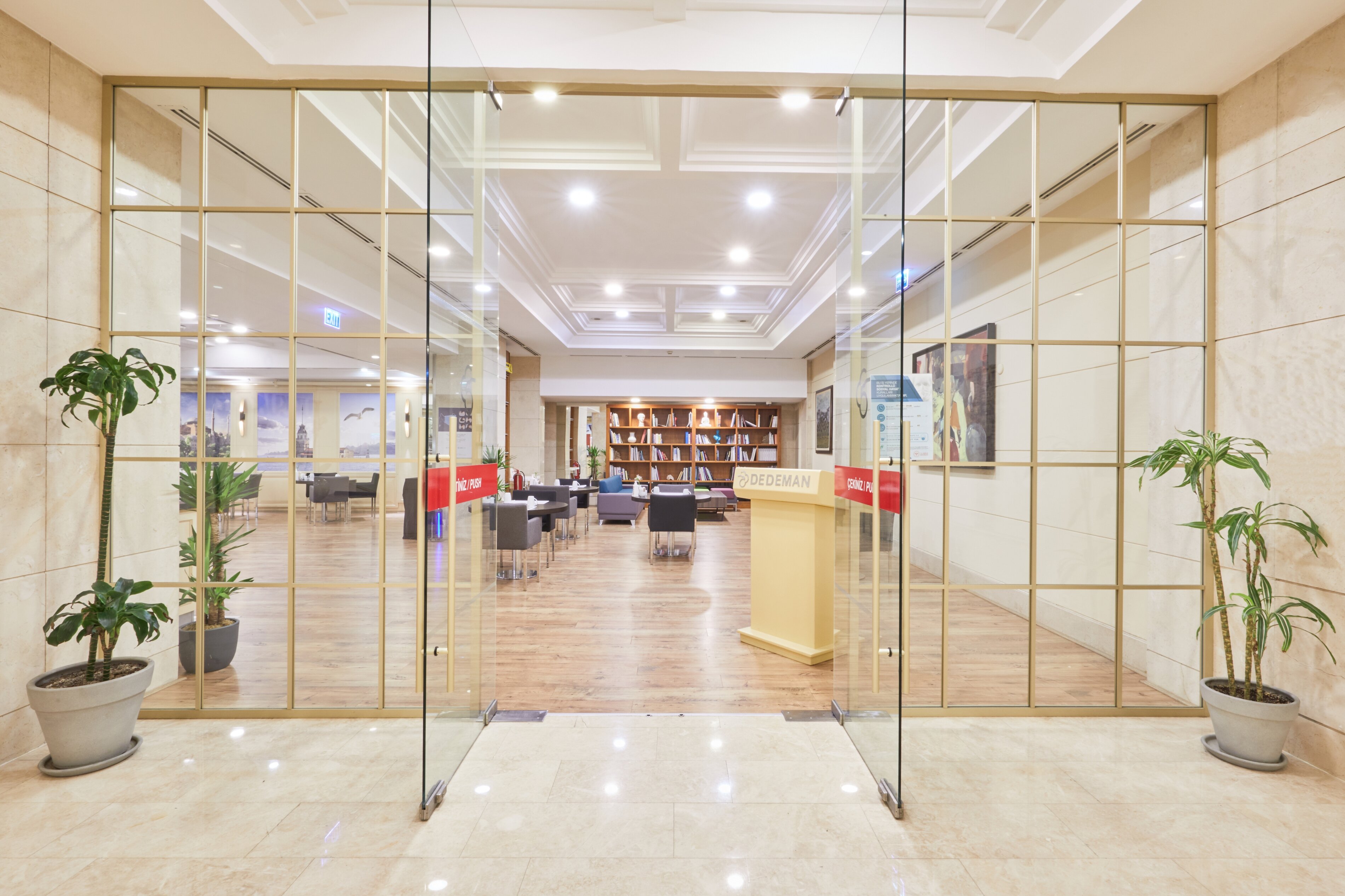 Dedeman İstanbul Hotel Rezervasyon