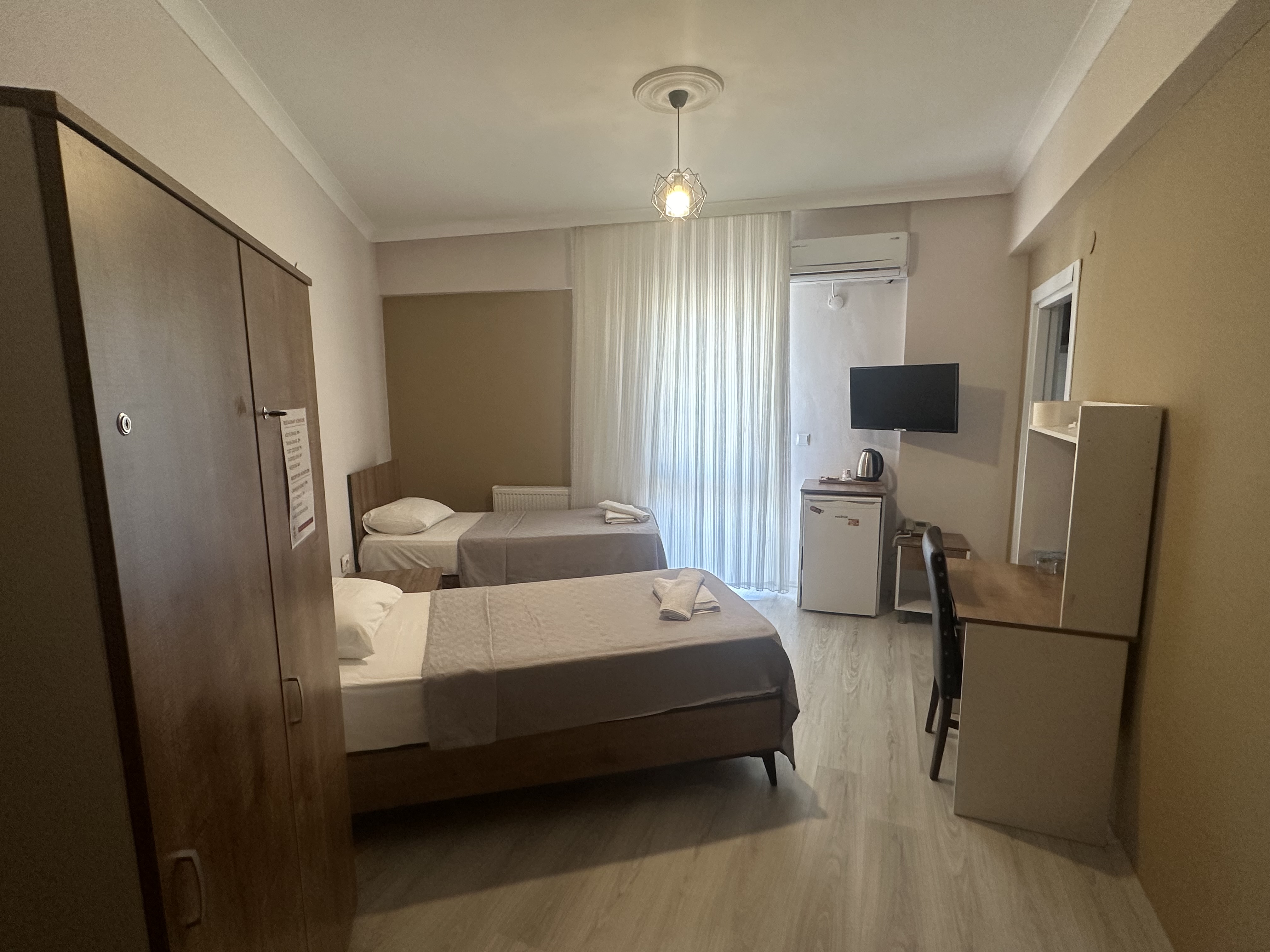 Aks Royal Otel