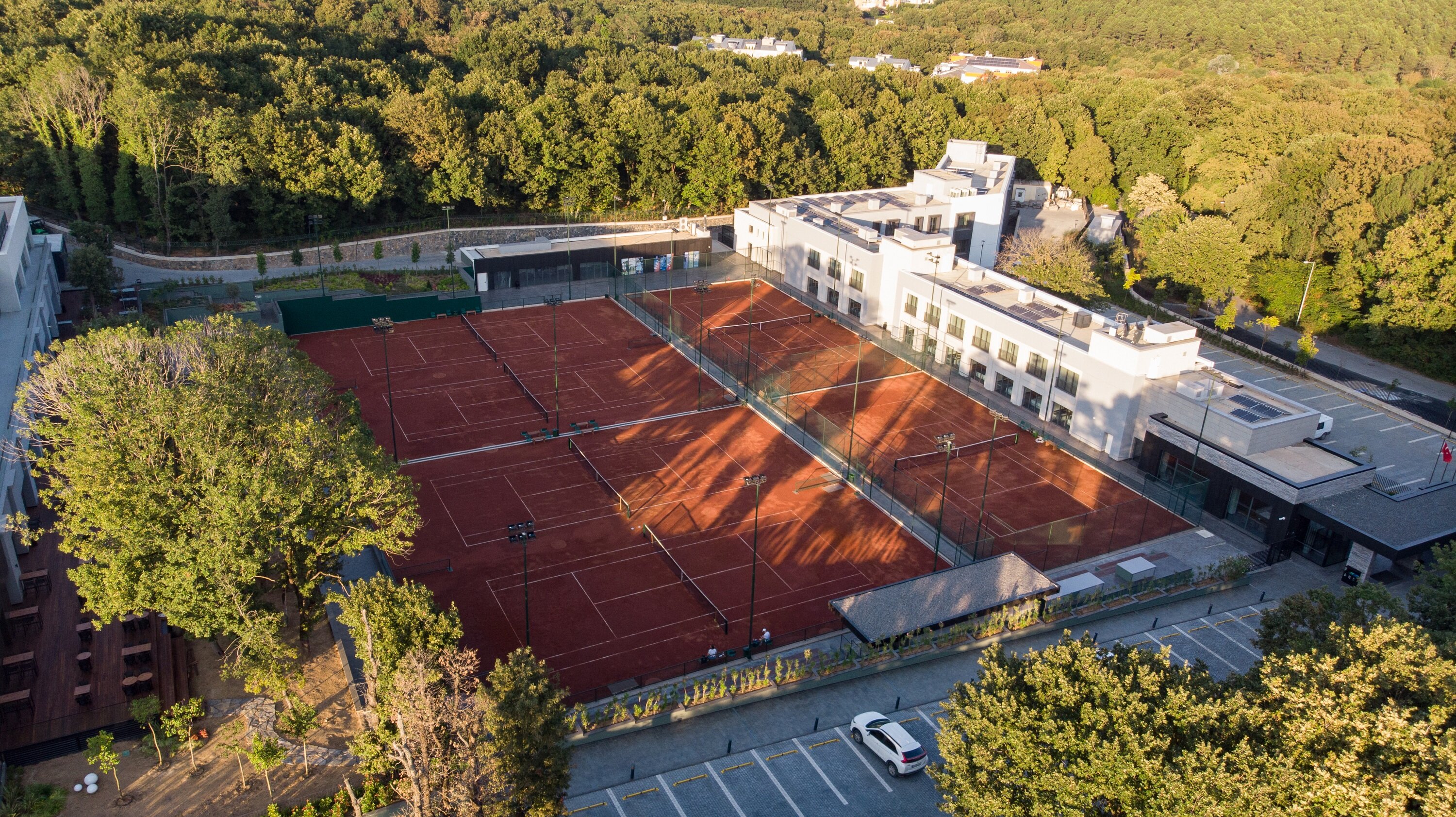 INVENTIST Hotel Sports Academy · 60