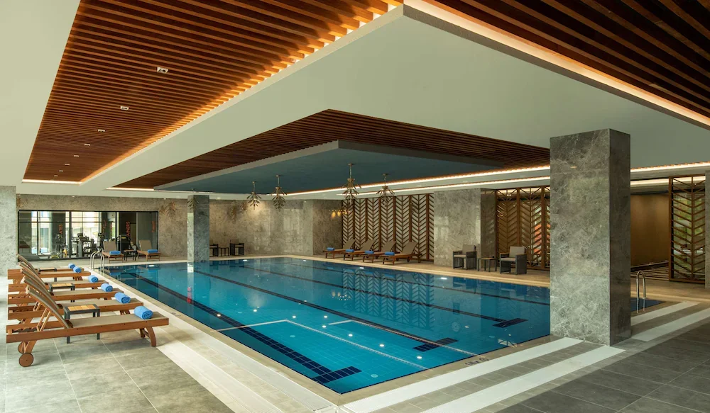 DoubleTree by Hilton Manisa · 12