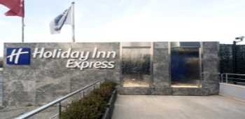 Holiday Inn Express Altunizade · 21