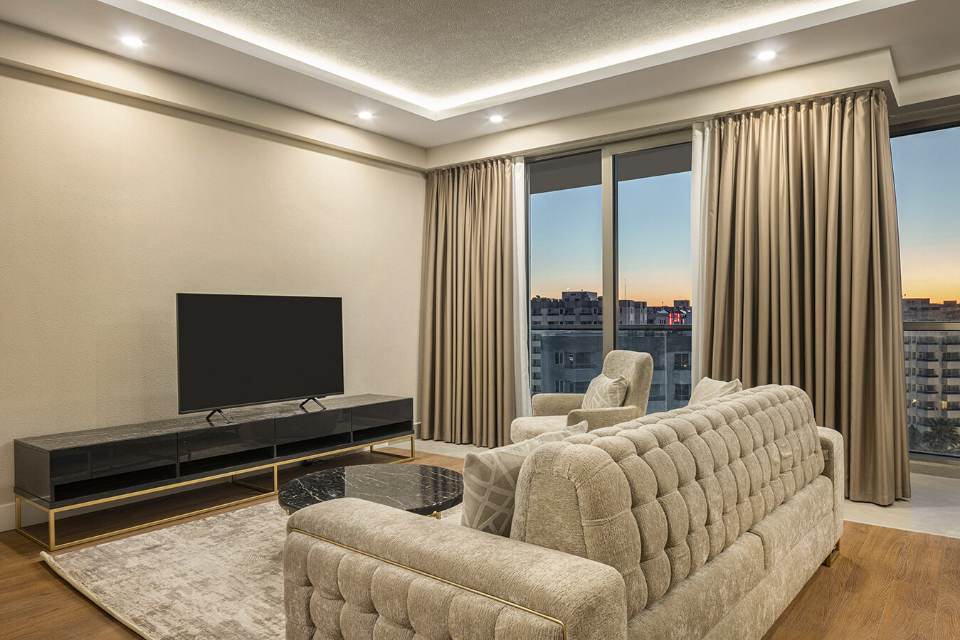 Penthouse Deluxe Duplex Suite