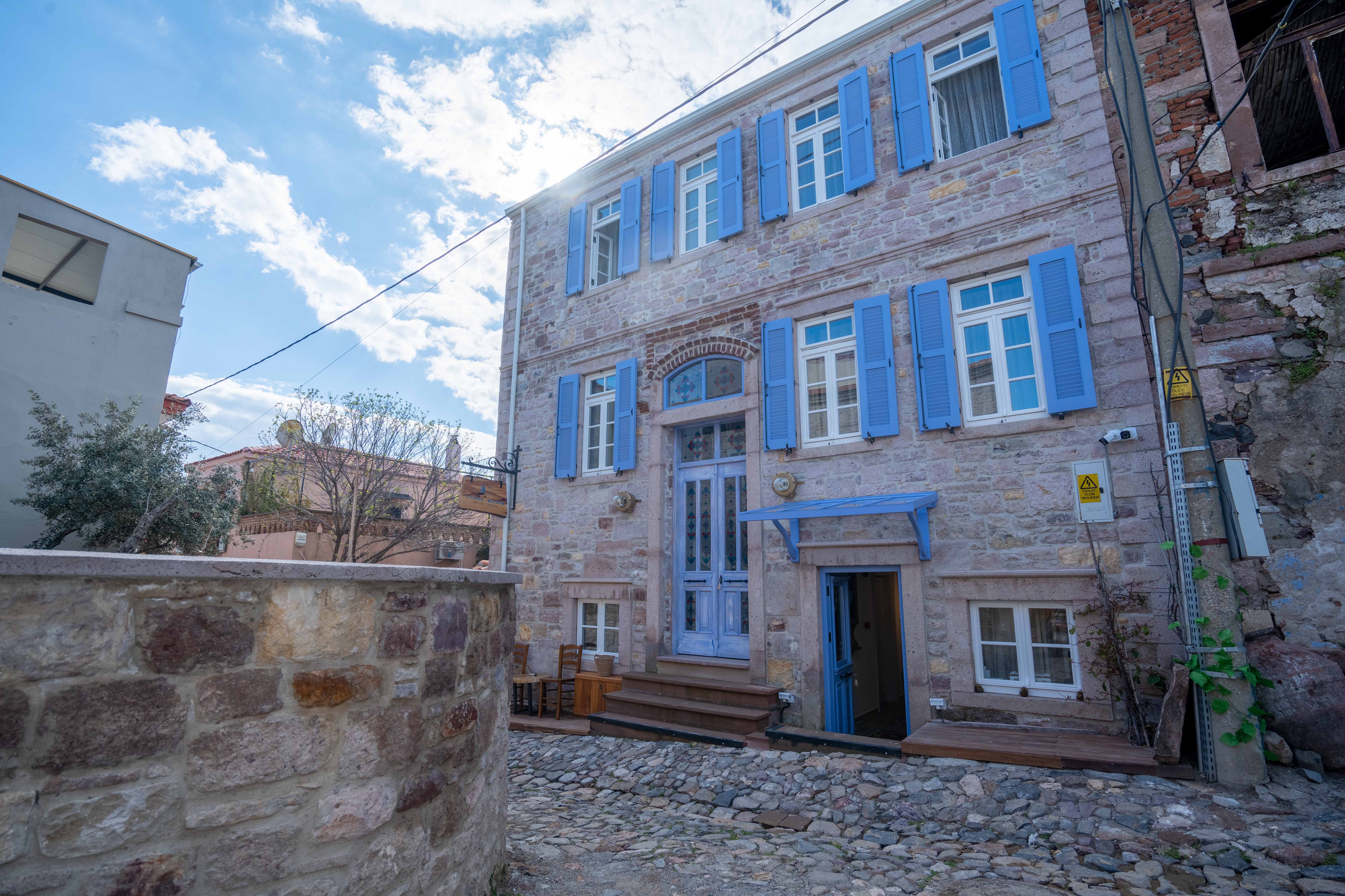 Cunda Alesta Otel