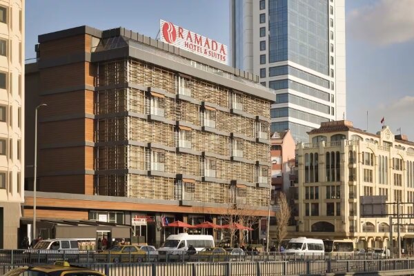 Ramada Hotel & Suites By Wyndham İstanbul Şişli