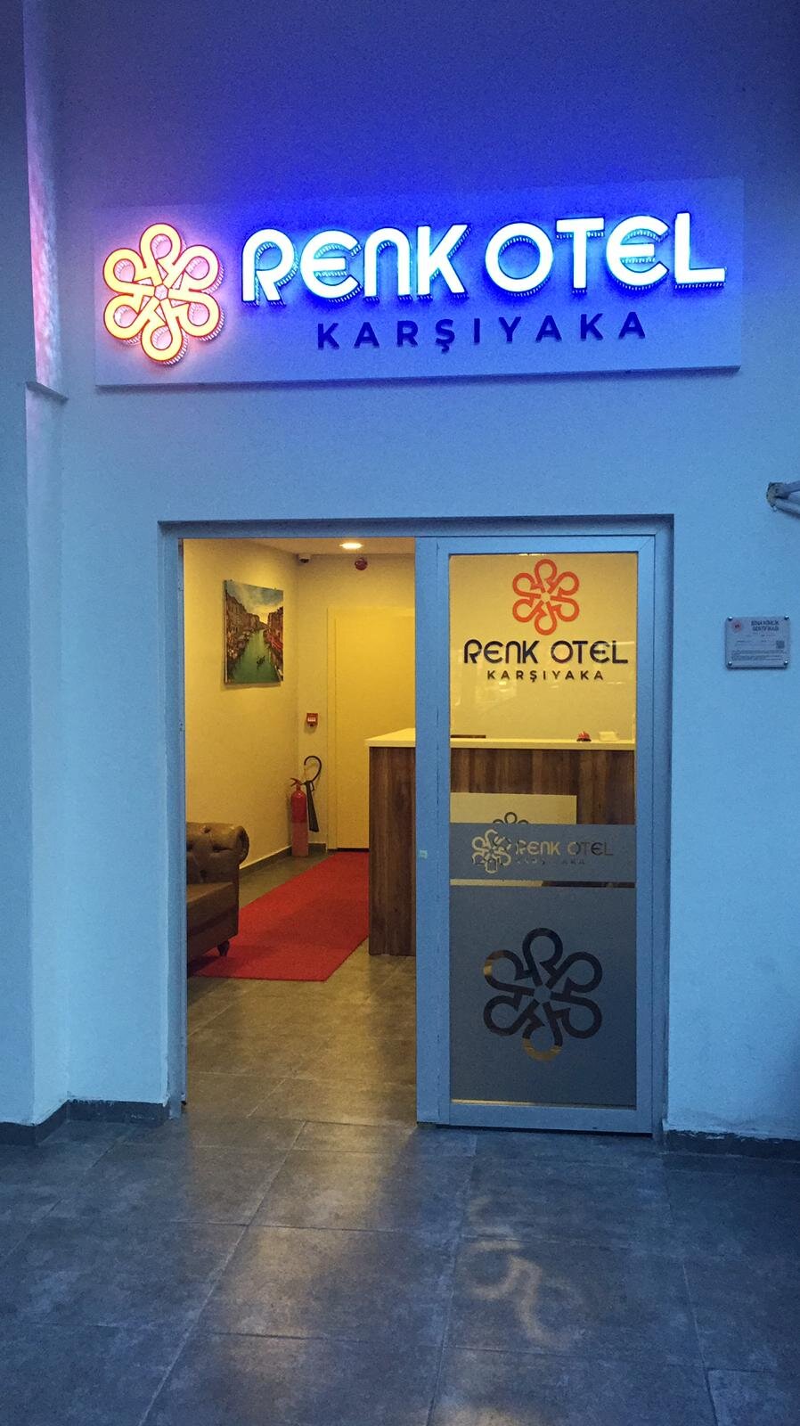Renk Otel Karşıyaka galeri 2