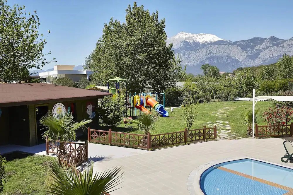 Royal Towers Hotel Kiriş