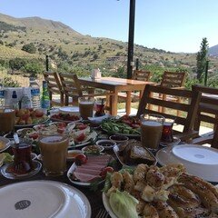 Parli Hotel Rezervasyon