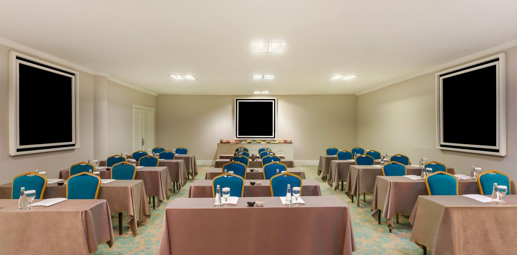 Kaya İstanbul Fair & Convention Hotel · 47