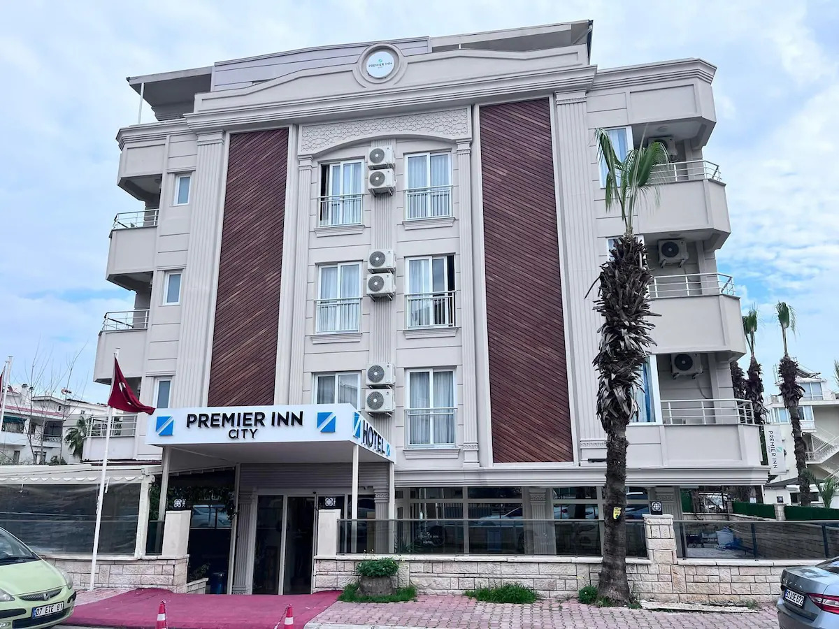Premier İnn City