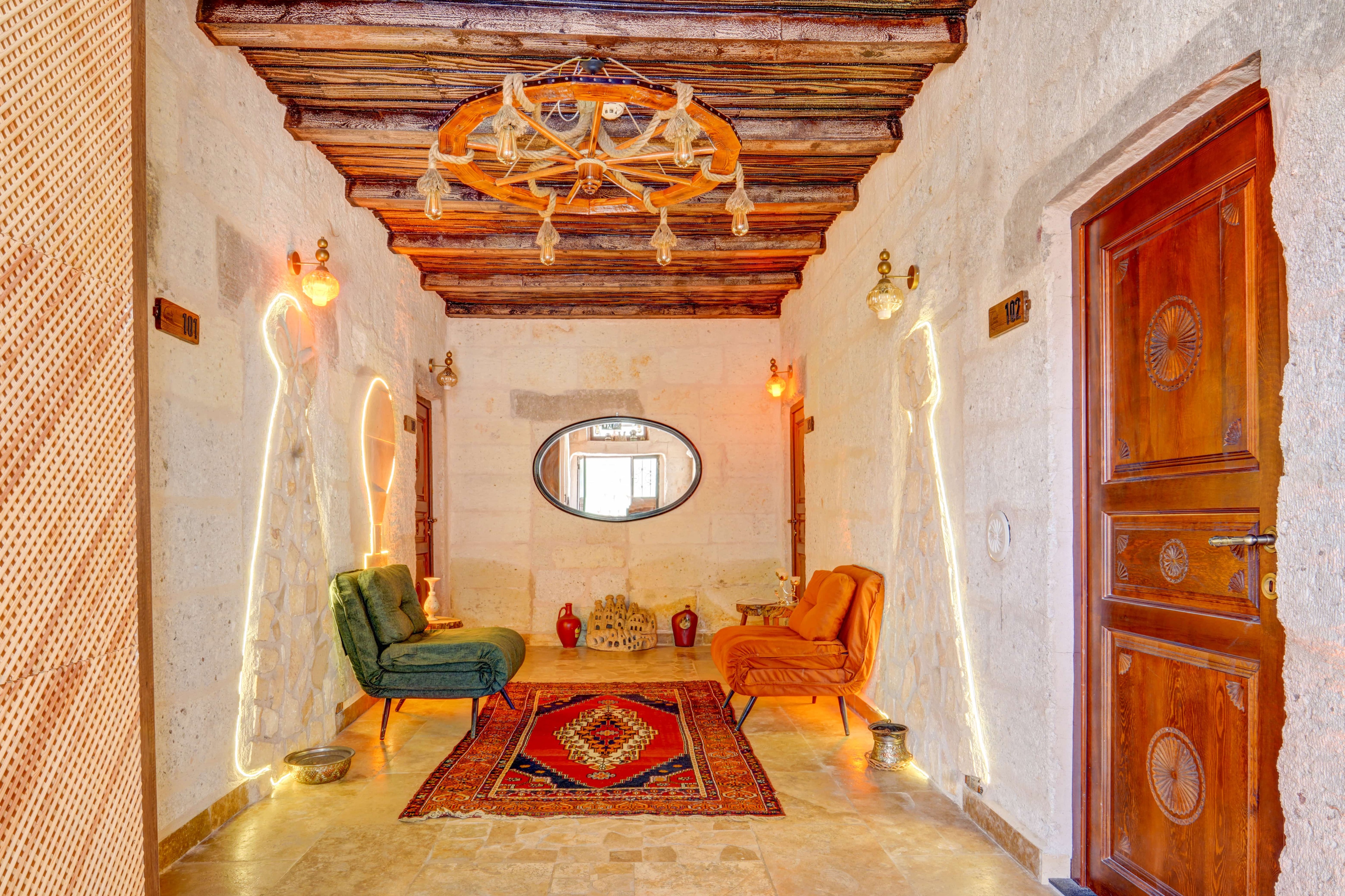 Ceran Stone House
