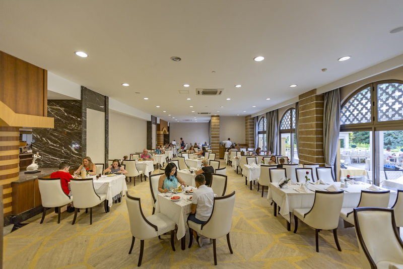 Royal Holiday Palace