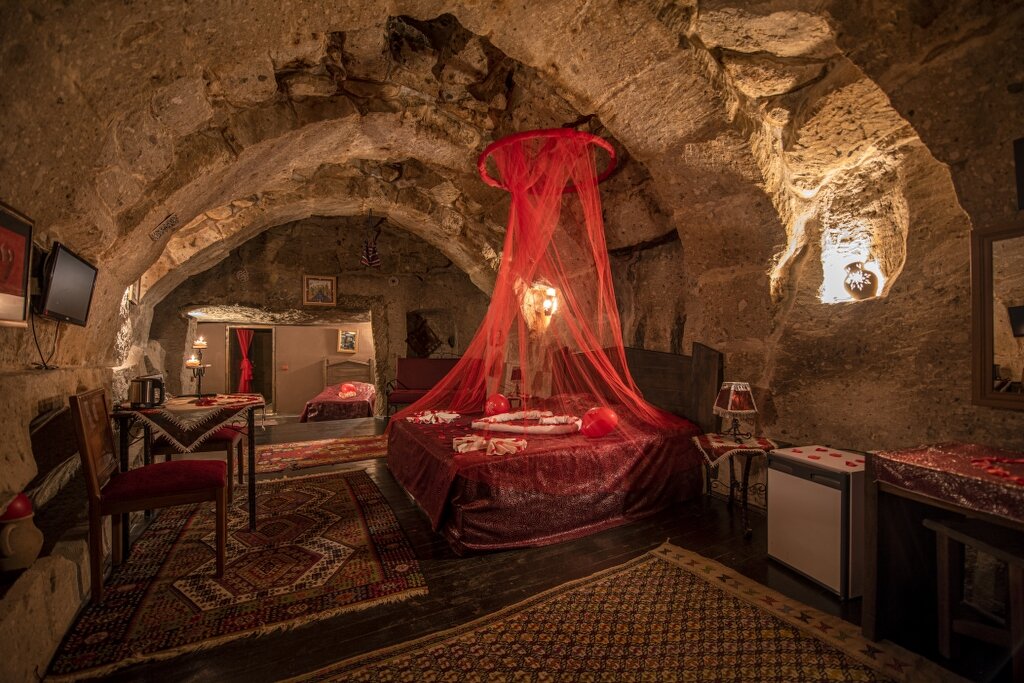 Kapadokya Ihlara Konakları and Caves · 325