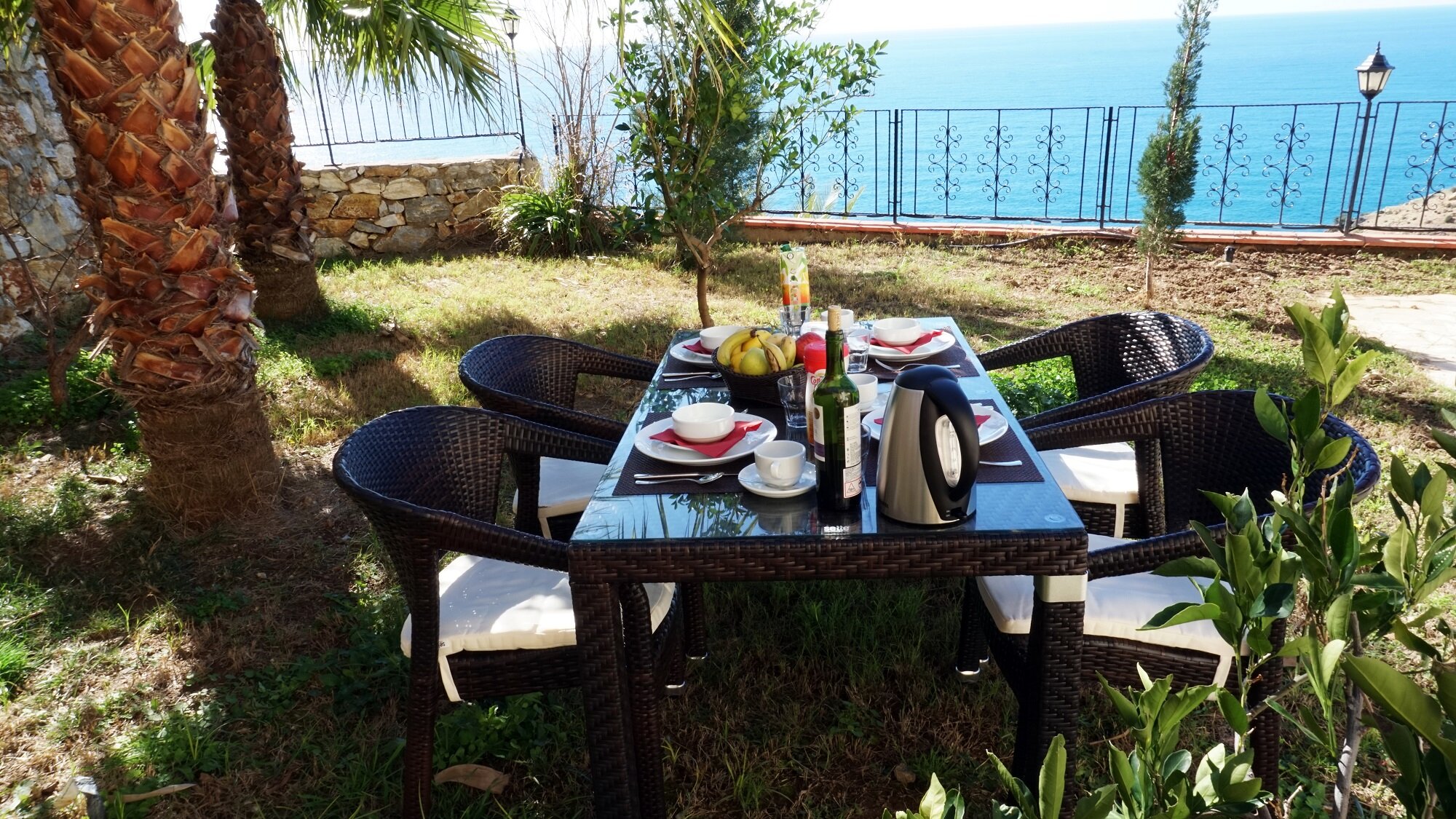 Blue Lagoon Village Rezervasyon