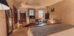 Deluxe Cave Suite (Jakuzili) Görseli