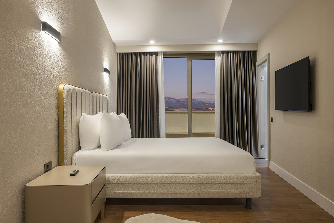 Family Executive Suite