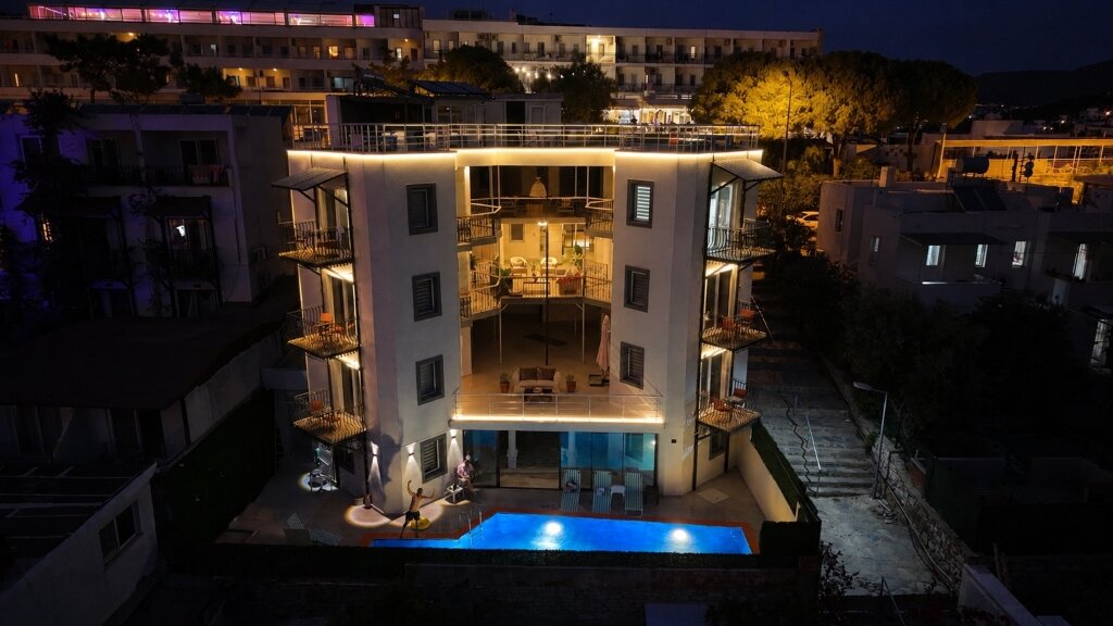 Deniz 61 Otel · 2