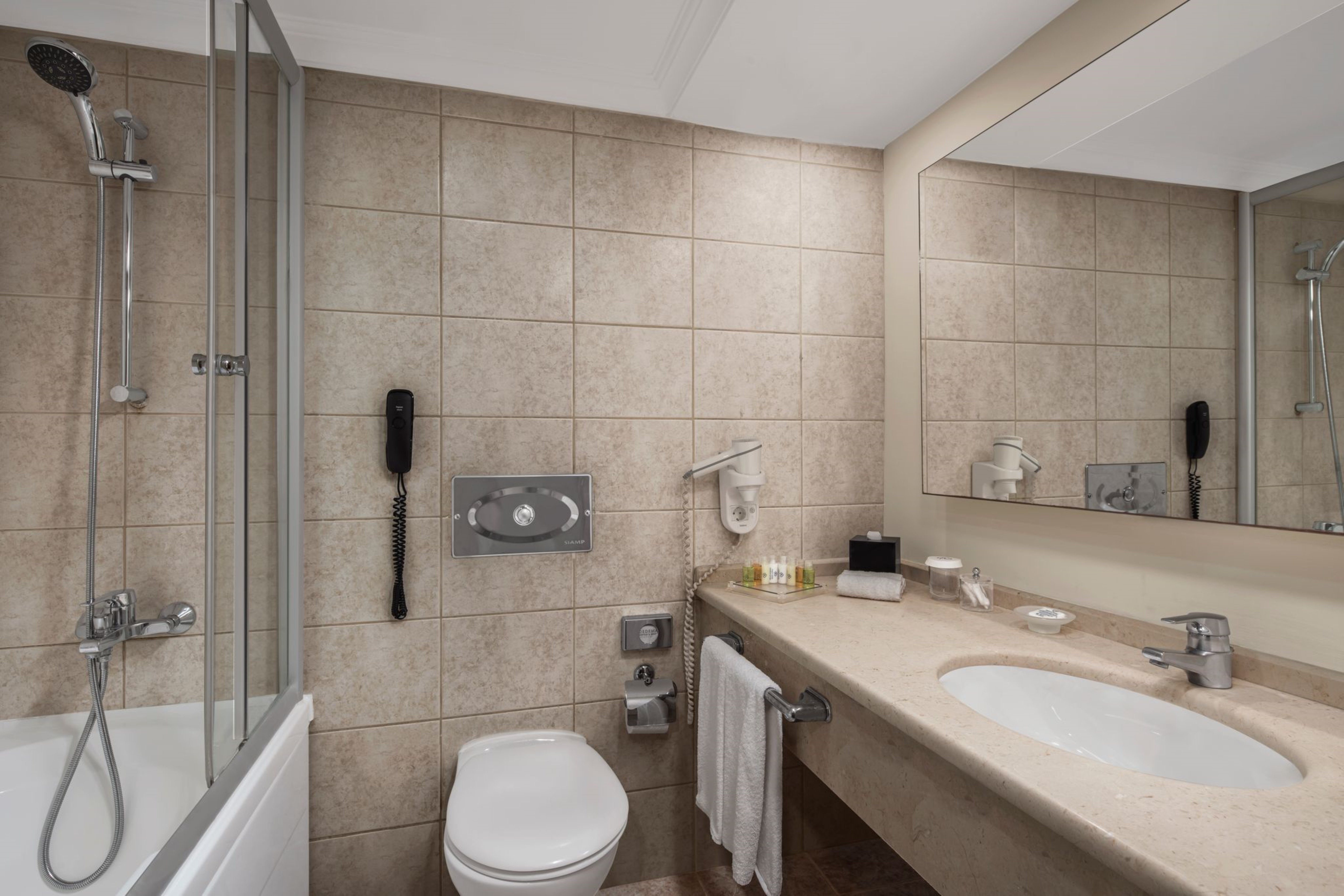 Dedeman İstanbul Hotel