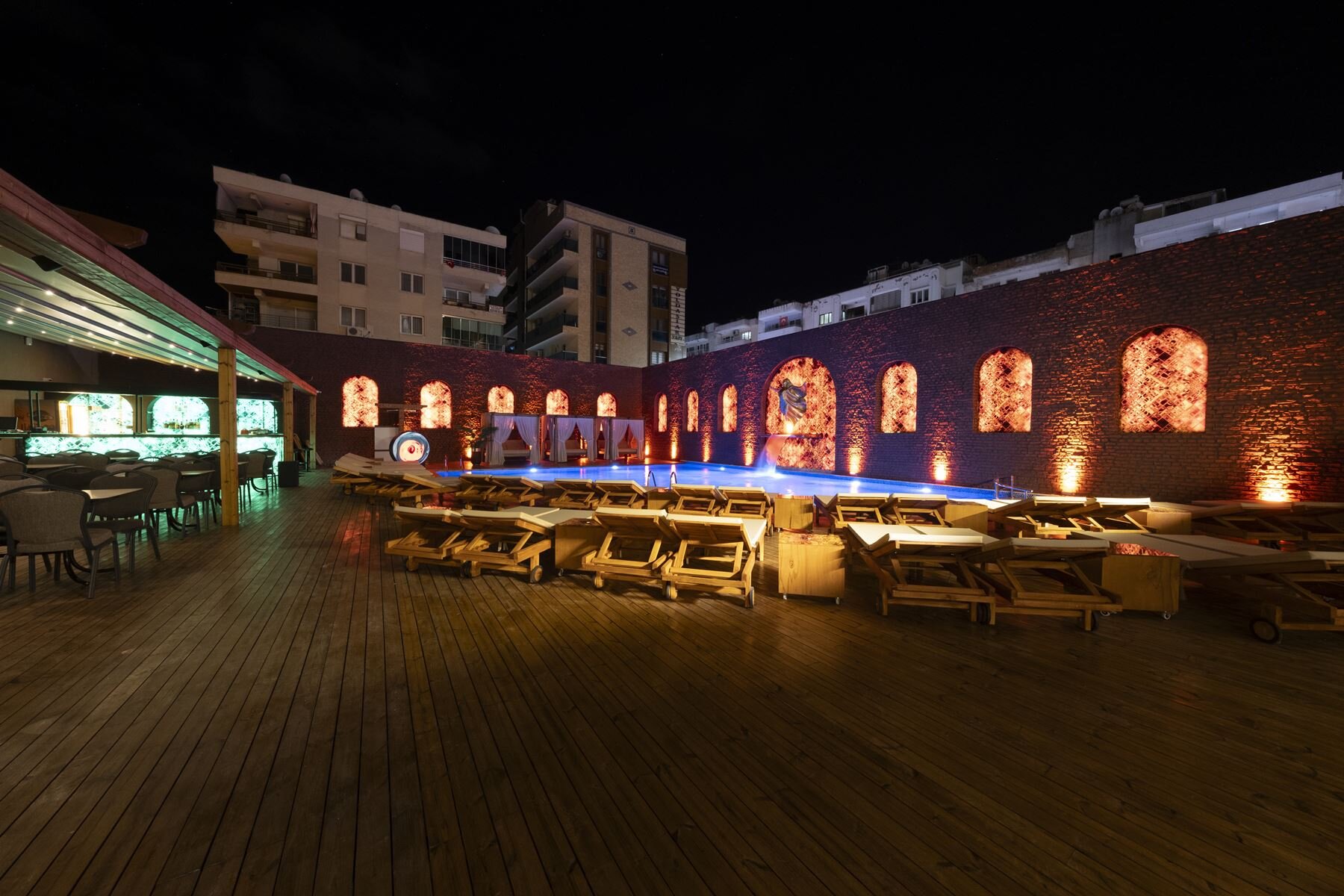 Duqqan Deluxe Hotel · 11