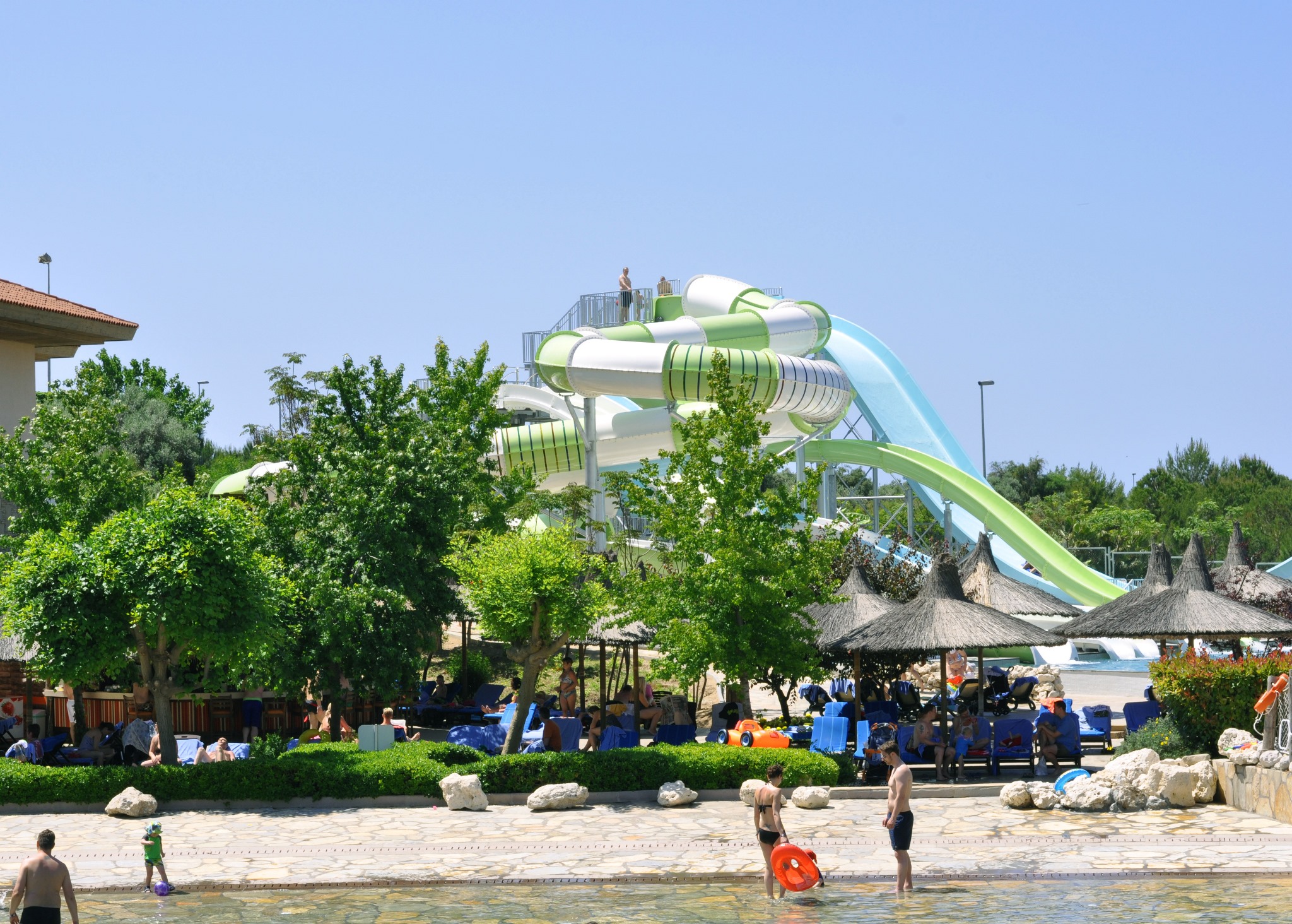 Club Grand Side Amazon Water World