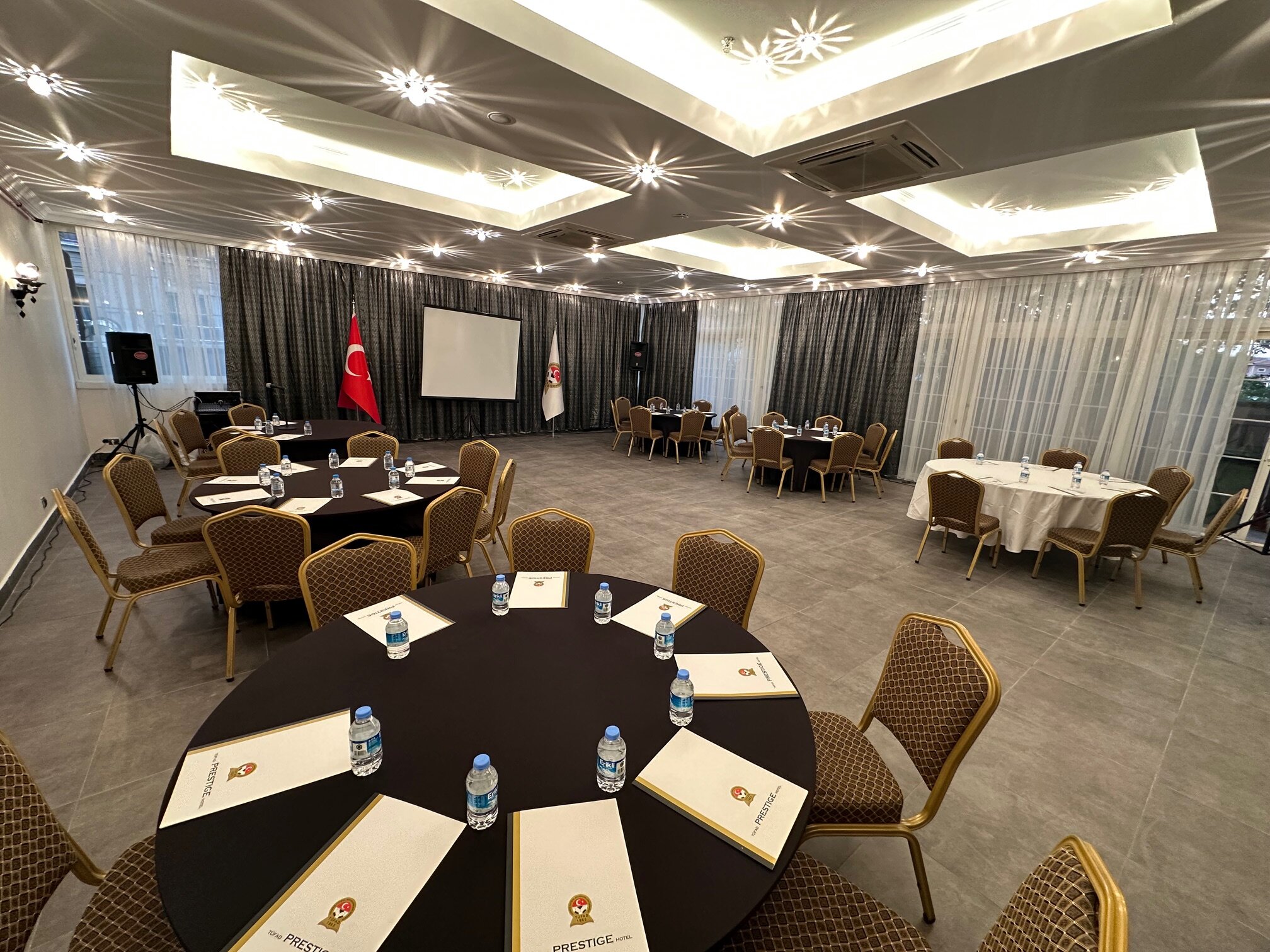Tufad Prestige Hotel · 8