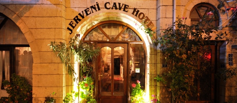 Jerveni Cave Hotel