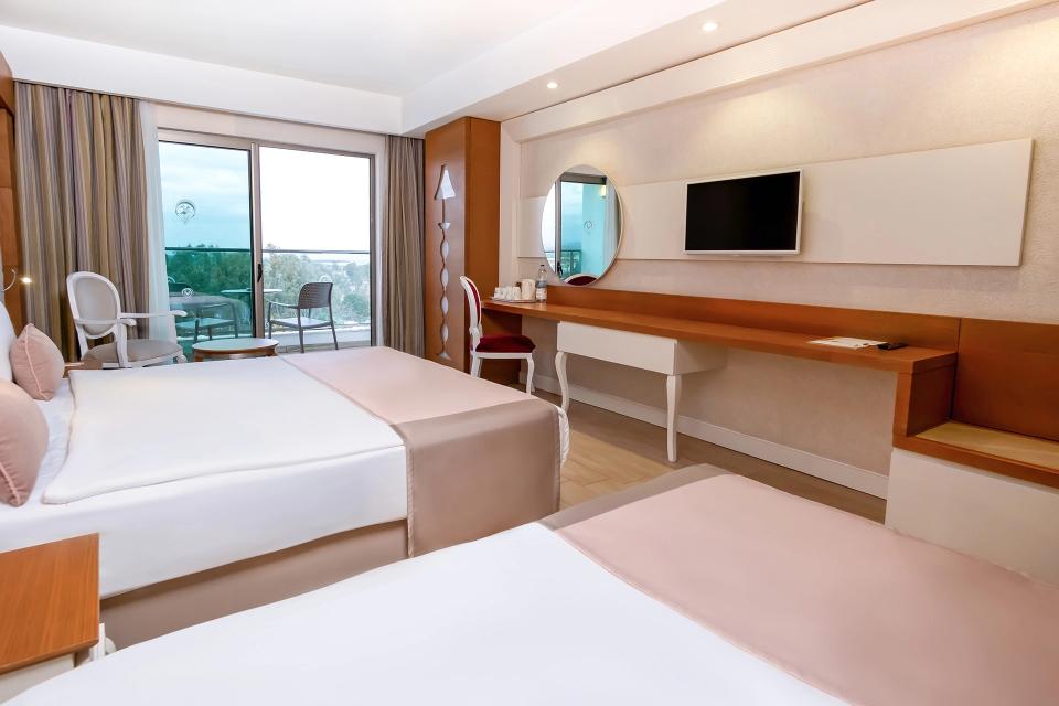 Port Nature Luxury Hotel & Spa