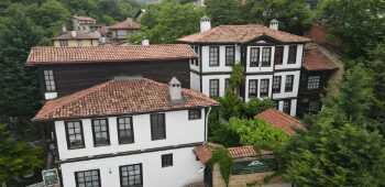 Toprakçılar Konağı · 67
