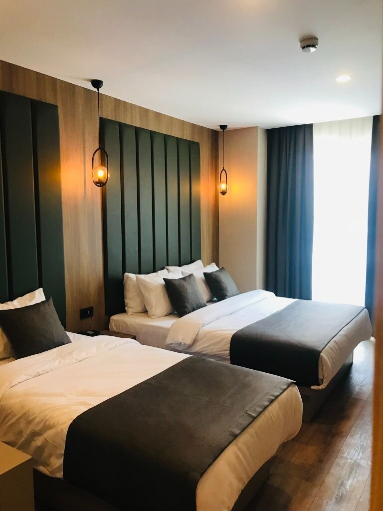 Perast  City  Hotel