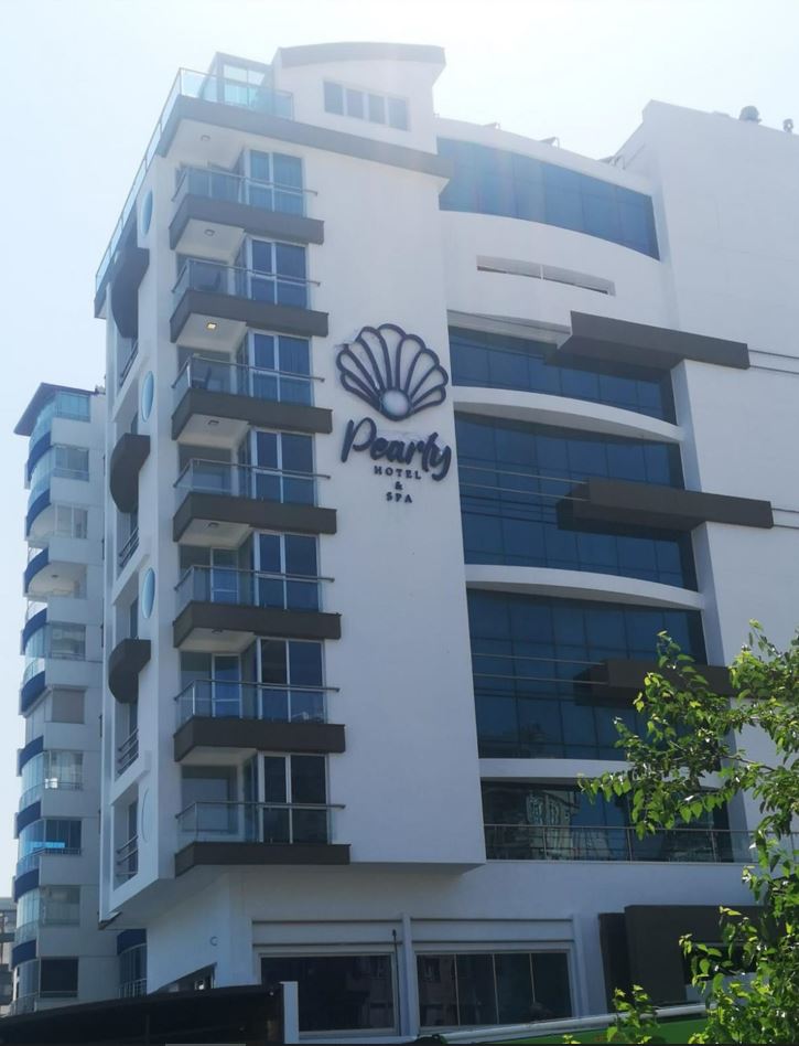 Pearly Hotel