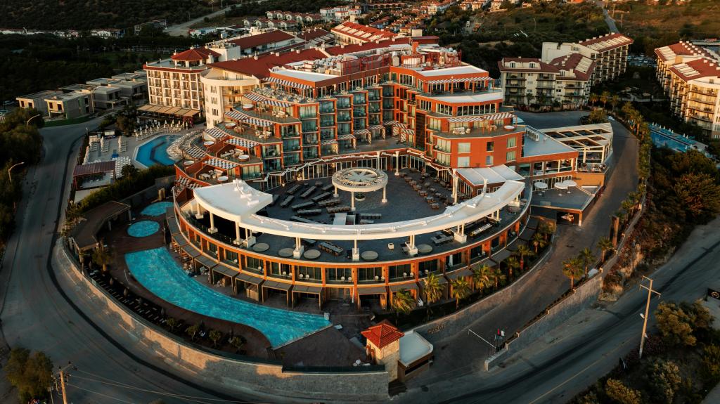 Qlusive Hotel Kuşadası (Adults Only +14)
