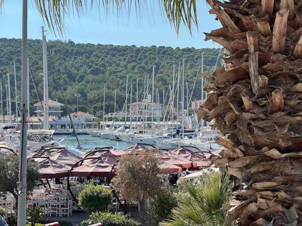Naro Suites Çeşme Marina