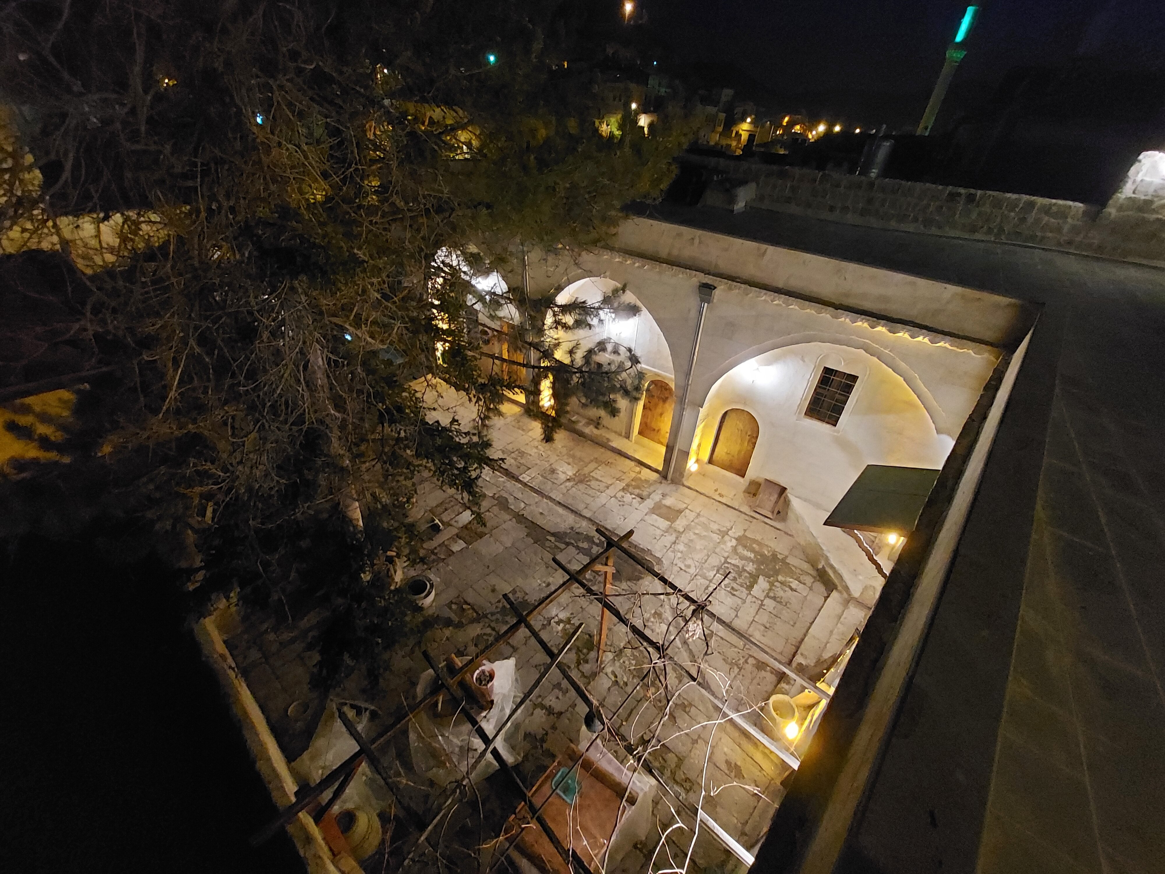 Armesos Cave Hotel · 127