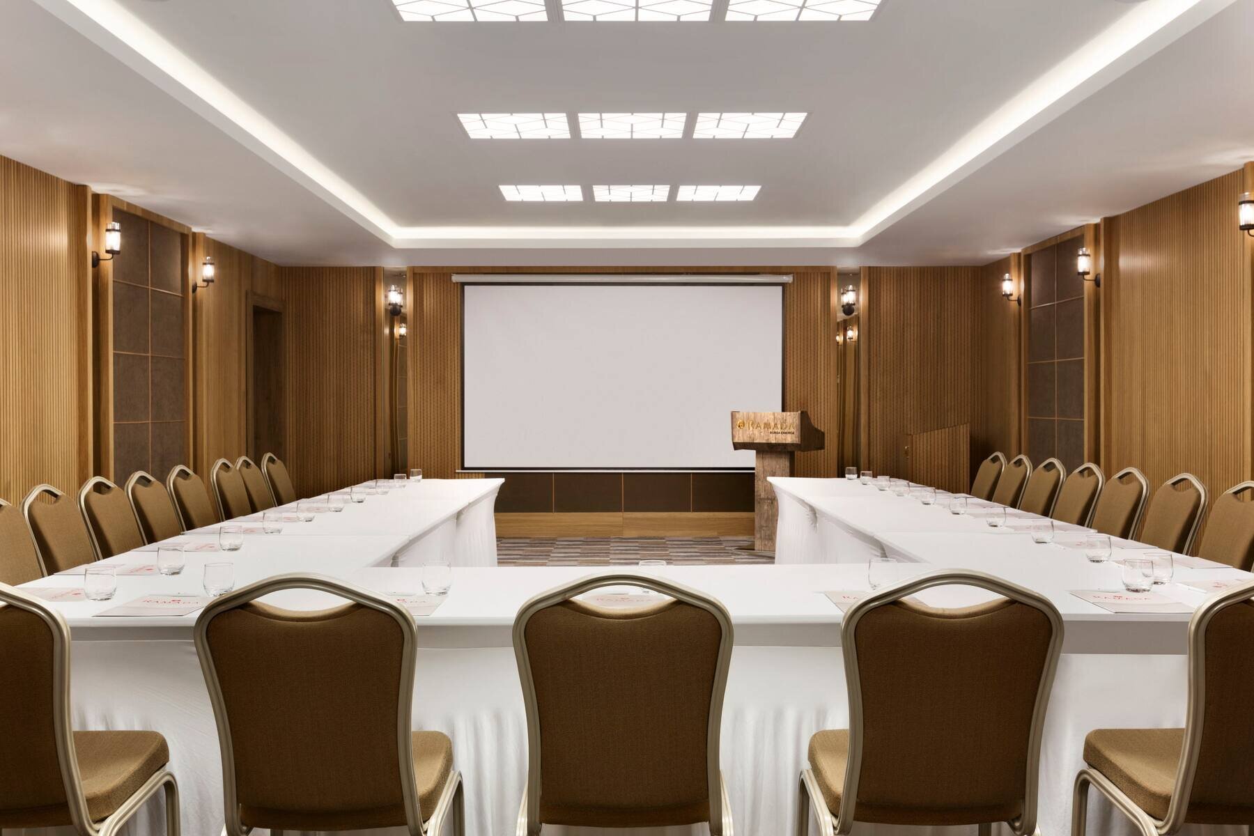 Ramada By Wyndham Bursa Çekirge Thermal & Spa · 11