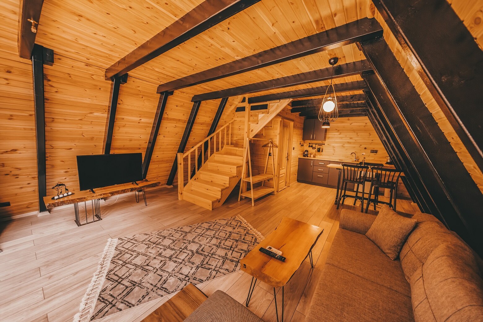Isıtmalı Havuzlu, Jakuzili Bungalov