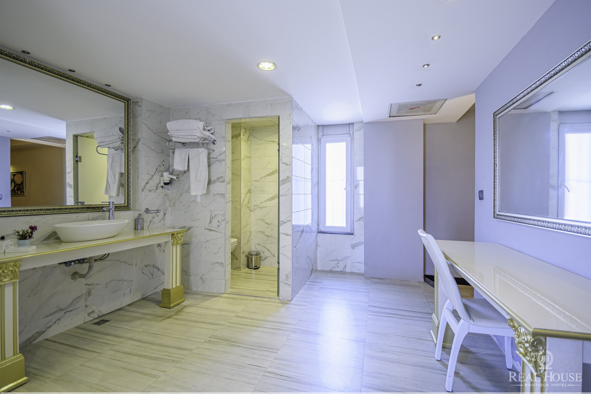 Real House Boutique Hotel Rezervasyon