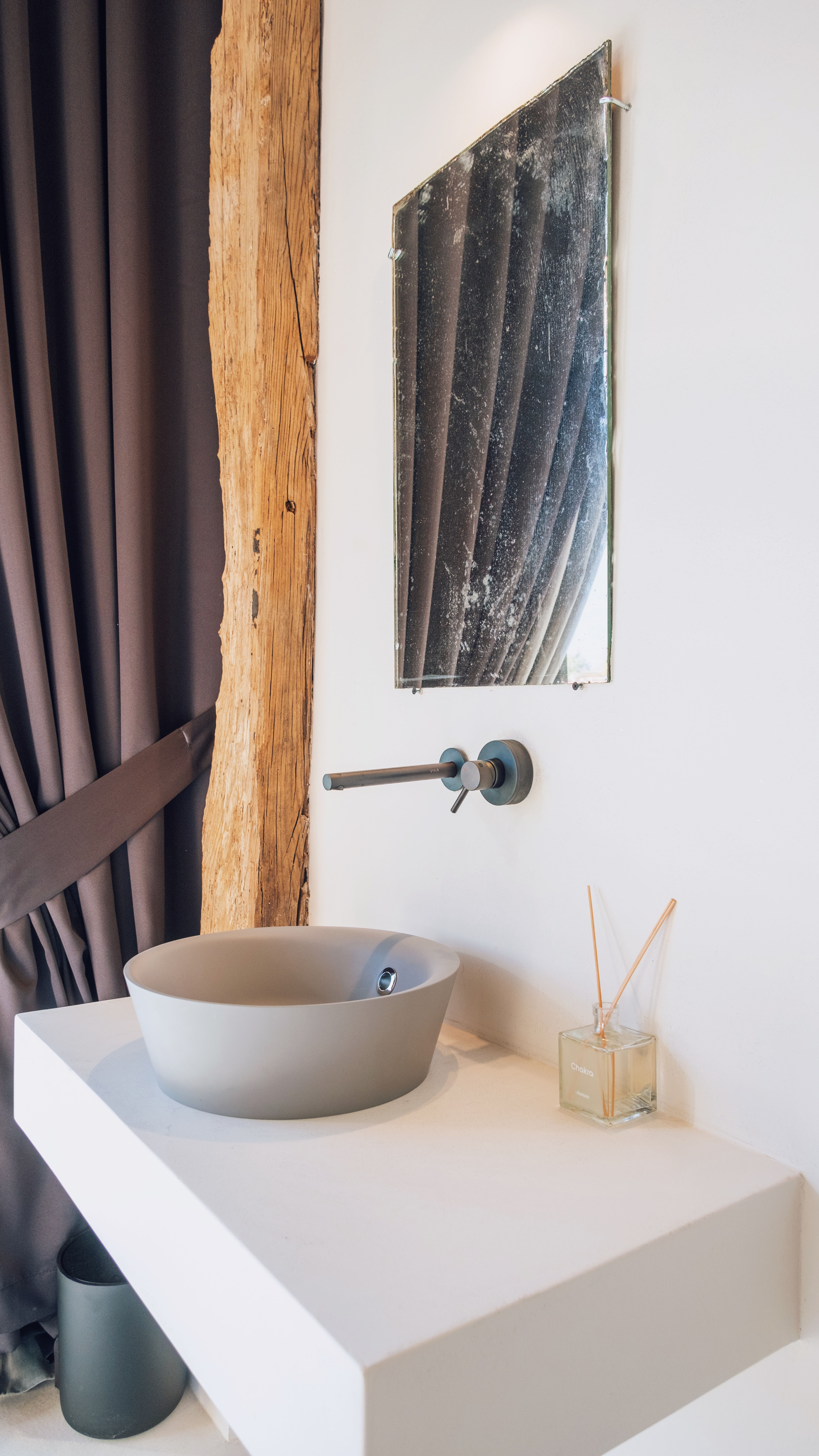 Suit Oda, Dağ Manzaralı (Jakuzi)