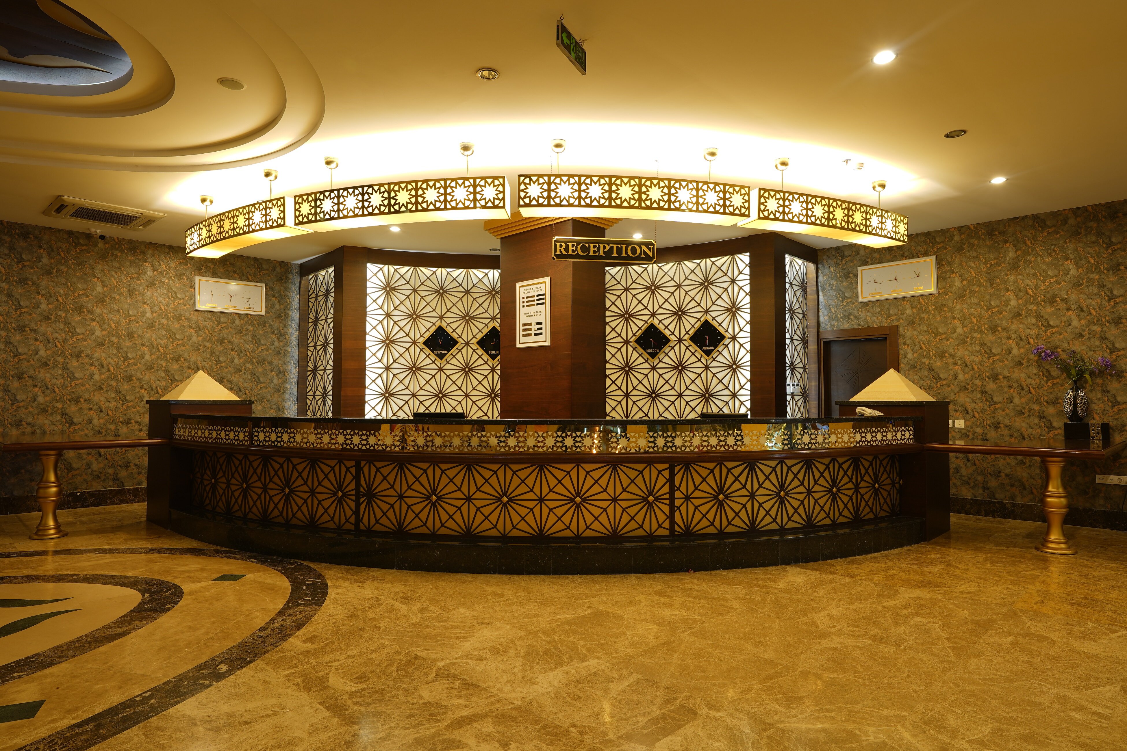 Throne Beach Resort & Spa galeri 5