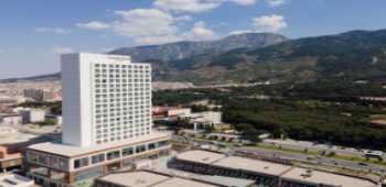 DoubleTree by Hilton Manisa · 42