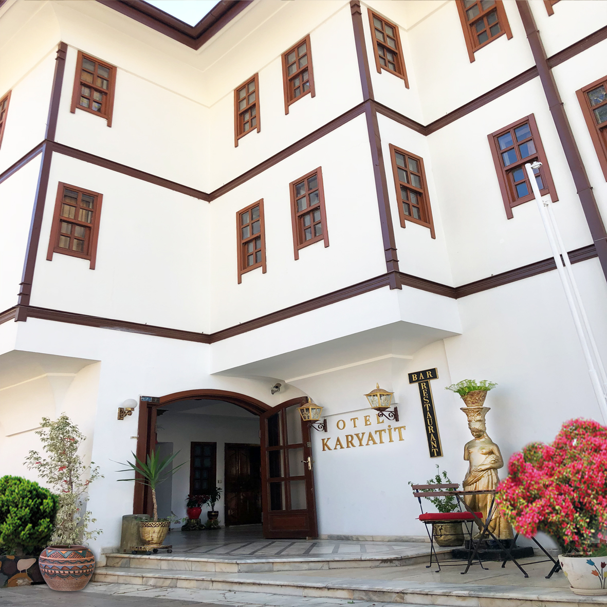 Karyatit Hotel Kaleiçi
