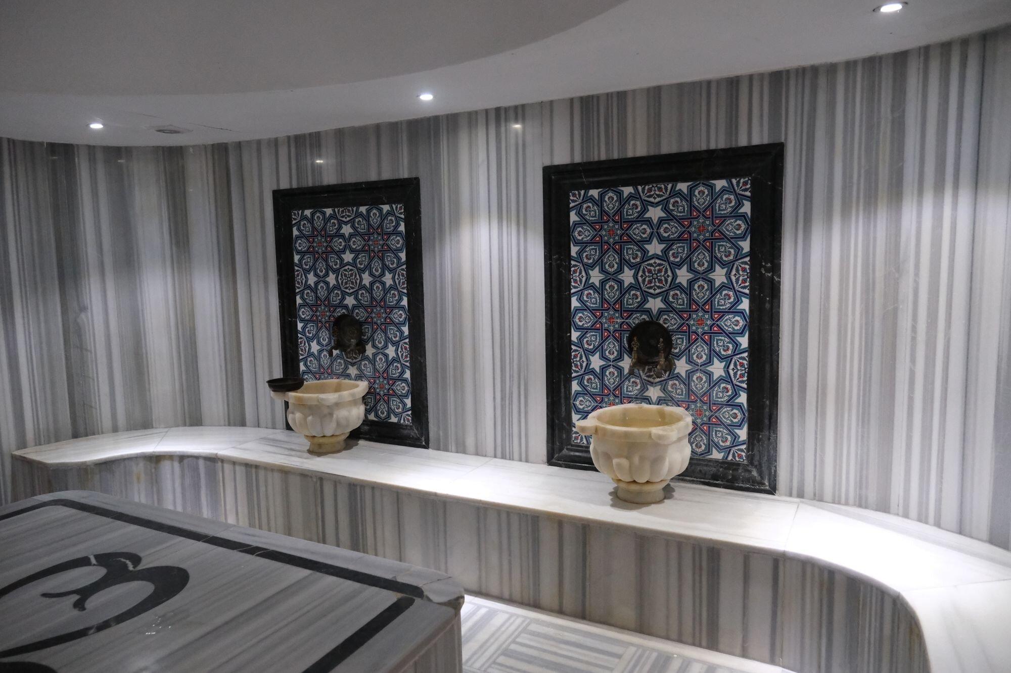 Boris Hotel · 41