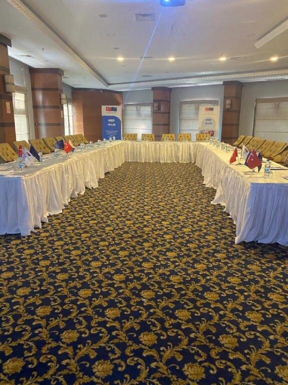 Paradise İsland Hotel · 8