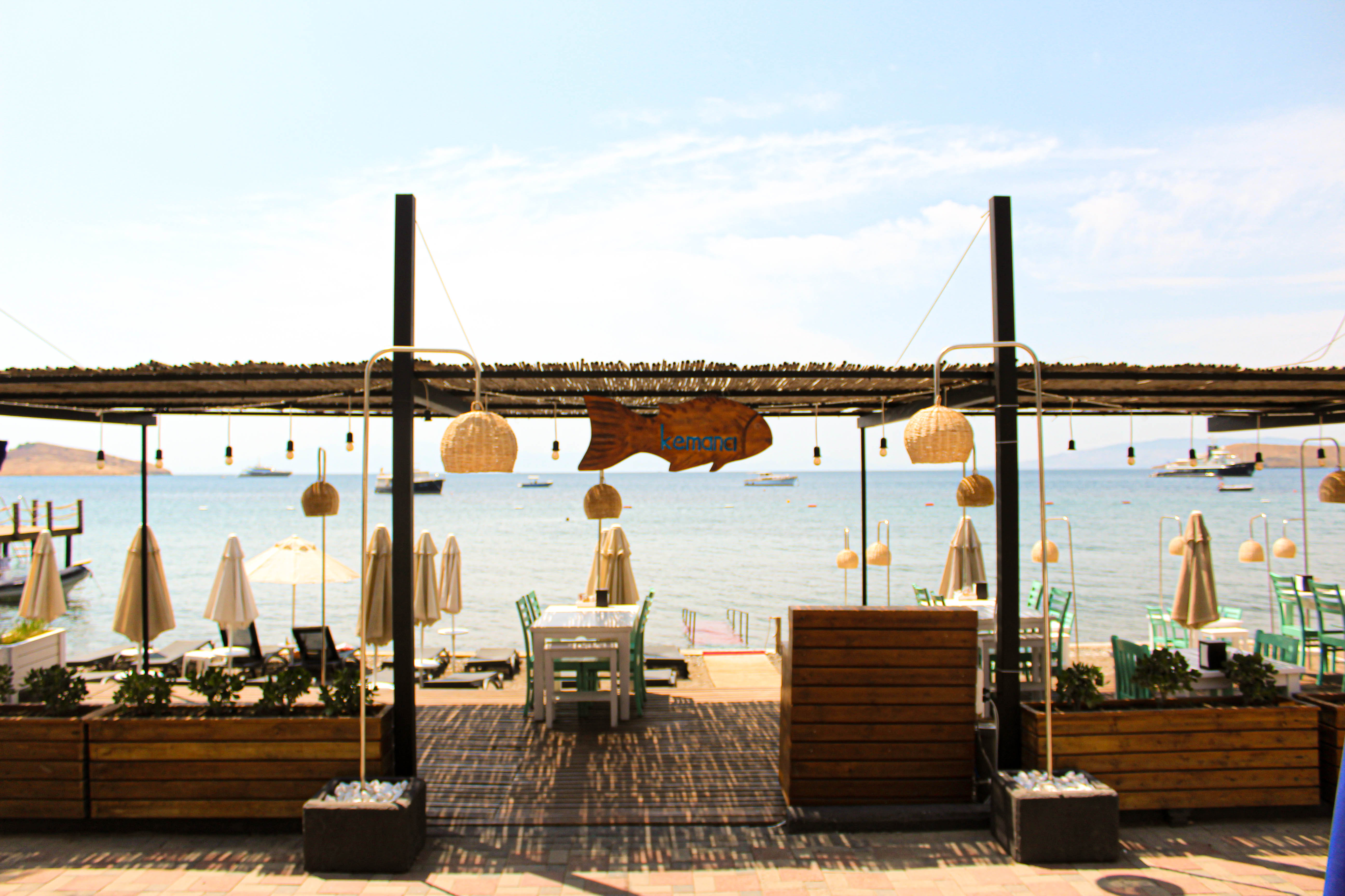 Kemanci Apart Restaurant Beach