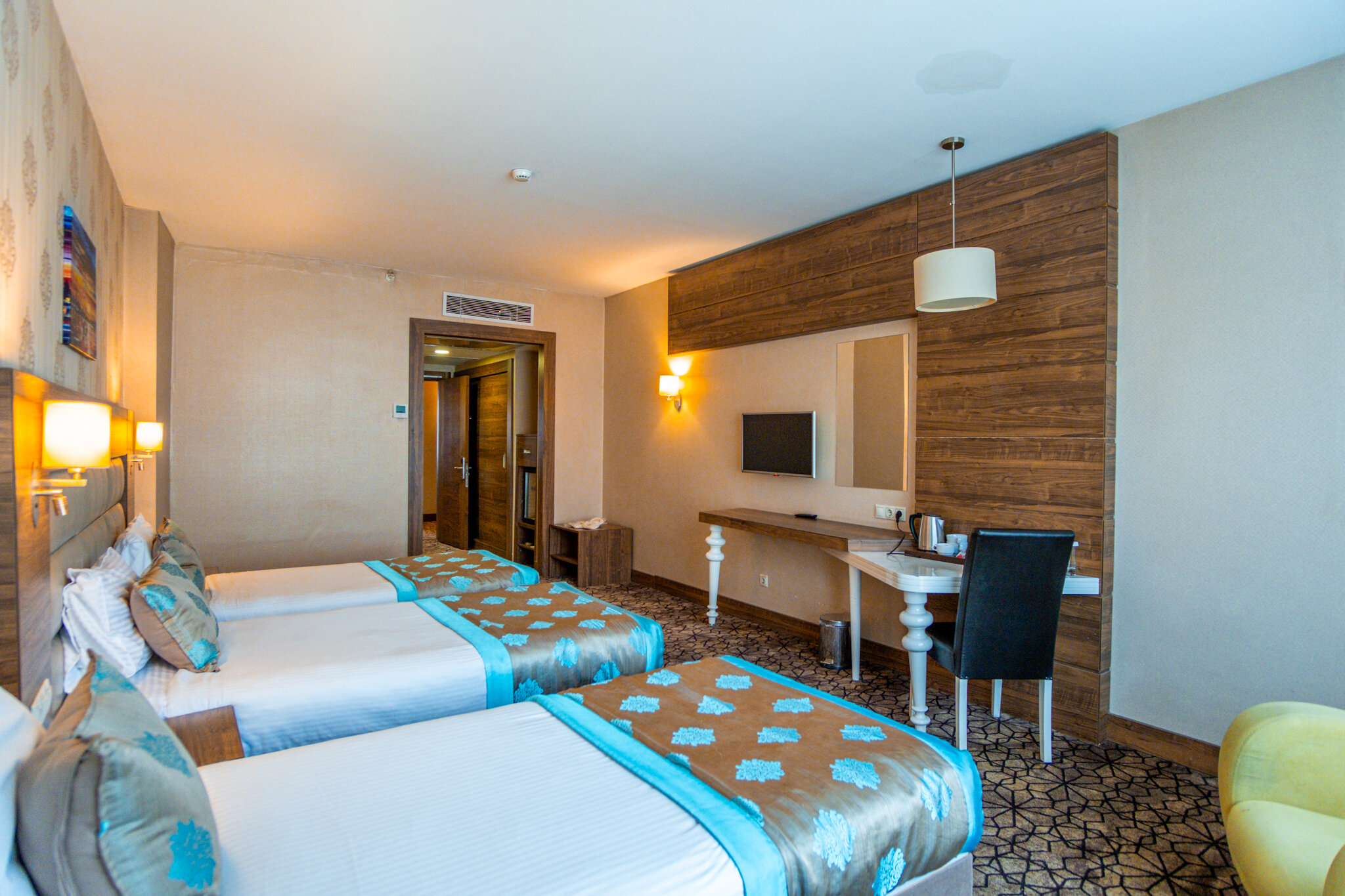 Royal Hotel İnegöl