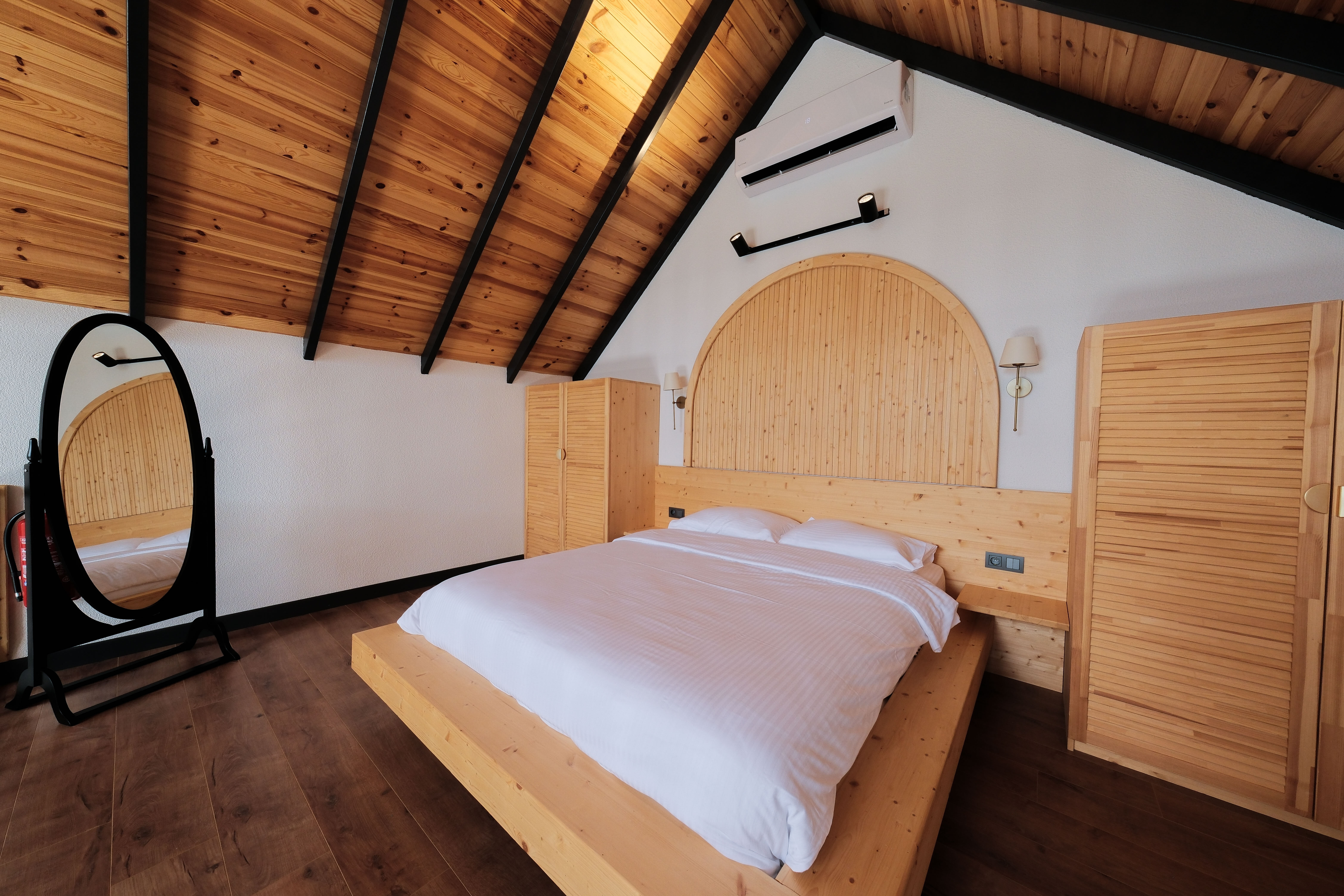 Vina Villa ( 1,2 ) Isıtmalı Havuz, Jakuzi