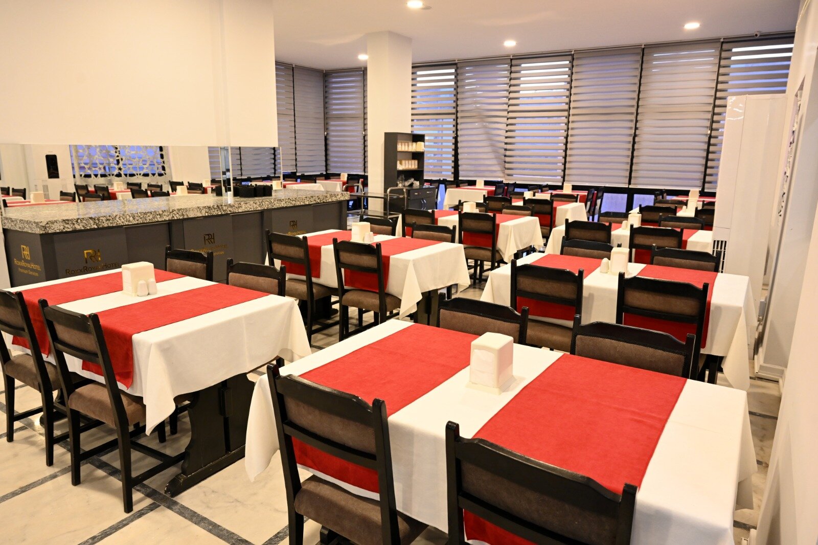 Roxx Royal Hotel · 5