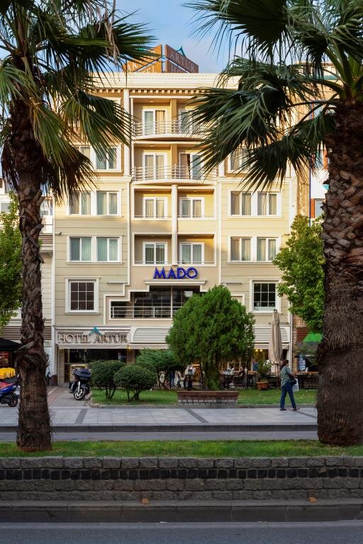 Hotel Artur · 4