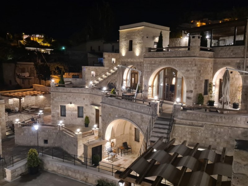 Solem Cave Suites