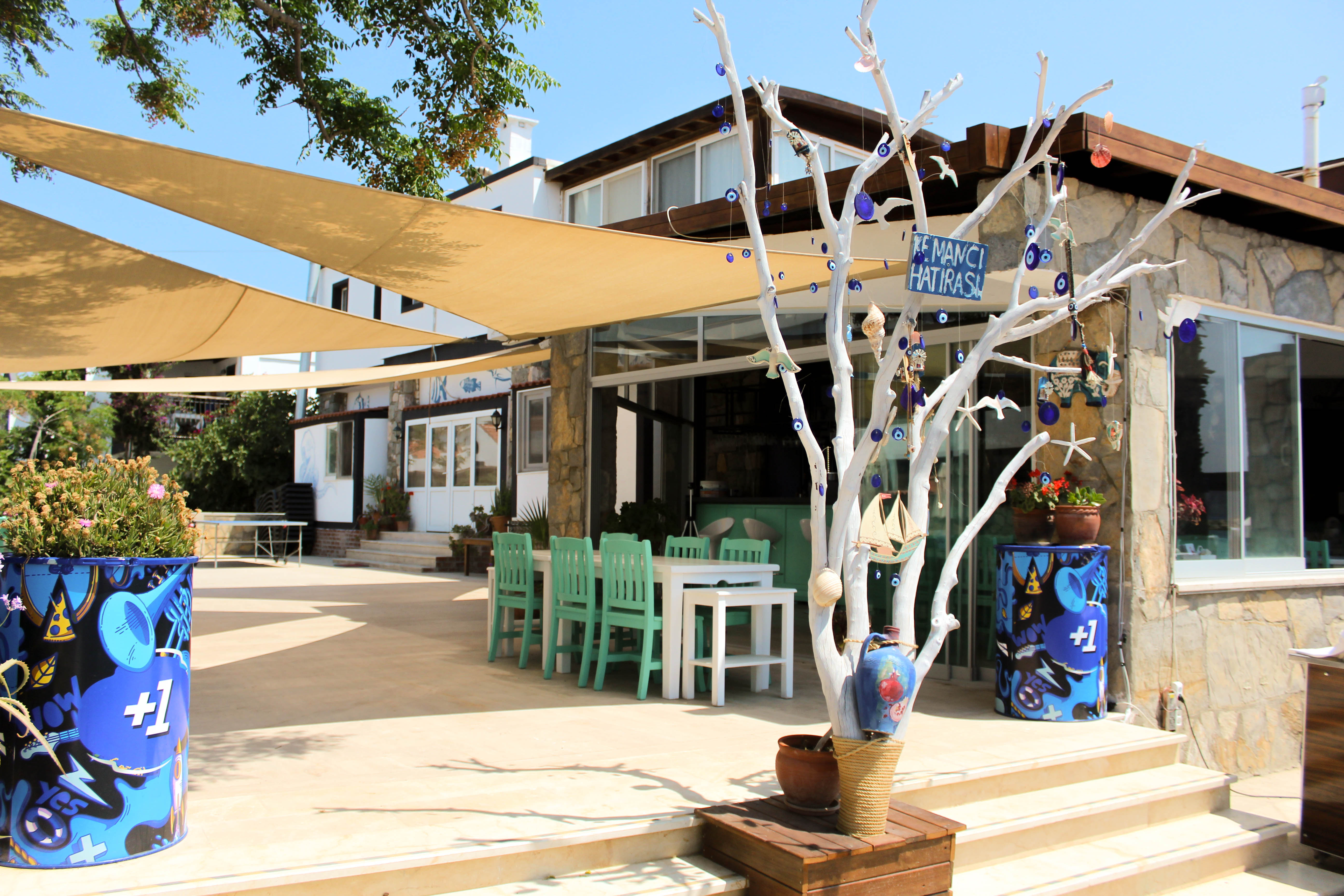 Kemanci Apart Restaurant Beach