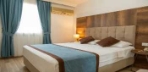 Standart Oda Şehir Manzaralı Görseli