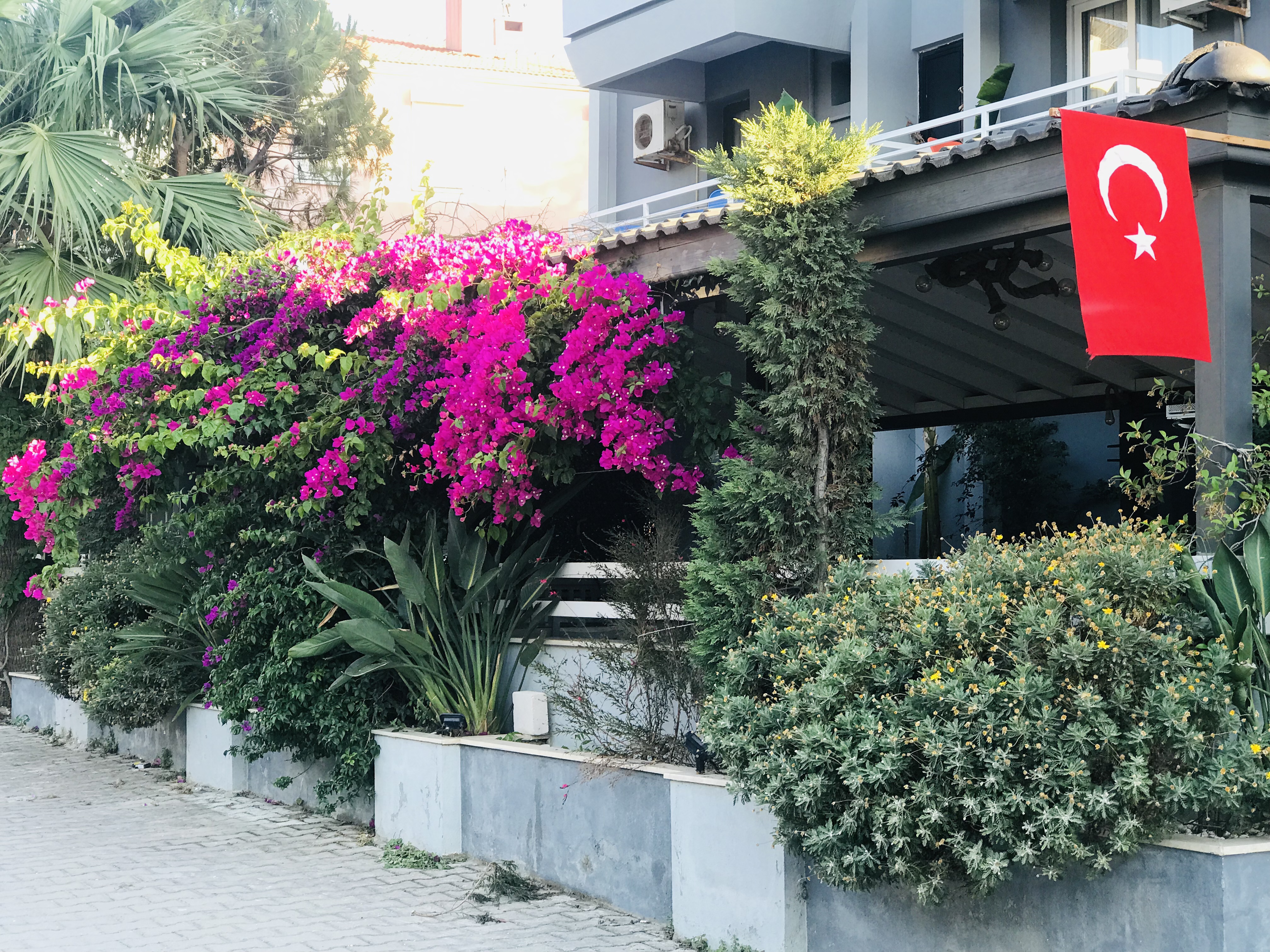 Çeşme Life Otel